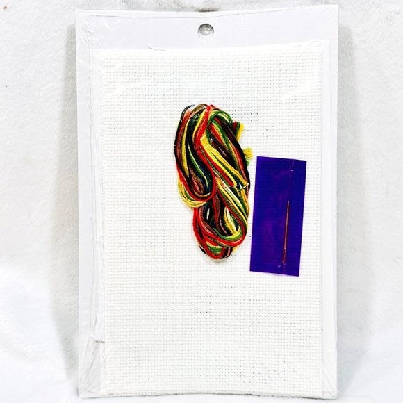 Bucilla Expressions Cross Stitch Kit "Fisherman"  - 7" x 5" - Vintage NOS - Picture 4 of 5